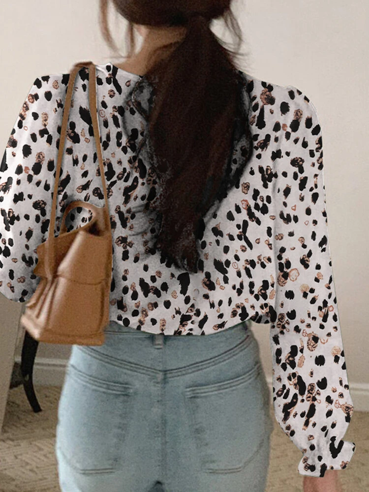 Allover Floral Pattern Puff Sleeve Casual Crew Neck Blouse 2 Allover Floral Pattern Puff Sleeve Casual Crew Neck Blouse - Image 2