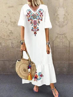 Vintage Embroidery V-neck Plus Size Dress