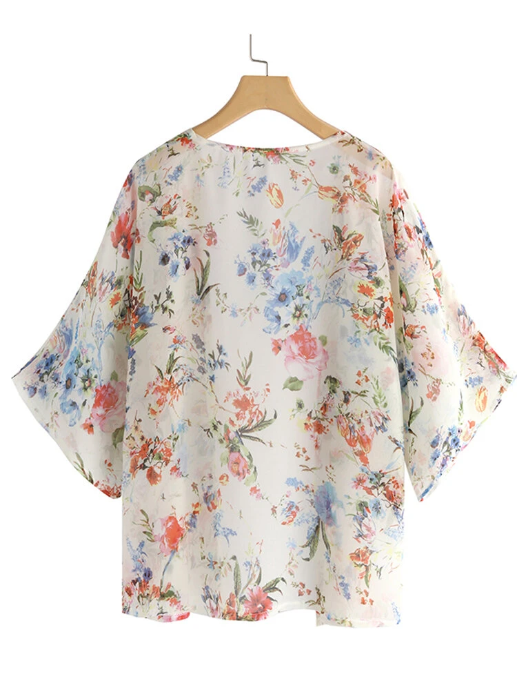 Floral Print Casual 3/4 Sleeve Plus Size Kimono 2 Floral Print Casual 3/4 Sleeve Plus Size Kimono - Image 2