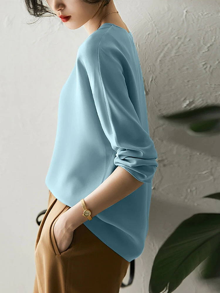 Solid Raglan Sleeve Crew Neck T-shirt For Women 2 Solid Raglan Sleeve Crew Neck T-shirt For Women - Image 2