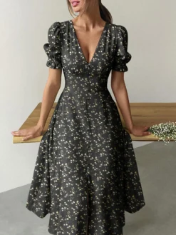 Women Ditsy Floral Print V-Neck Split Hem Puff Sleeve Dress