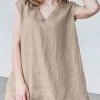 Solid V-neck Sleeveless Casual Loose Tank Top