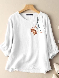Flower Embroidery Crew Neck 3/4 Sleeve Casual Blouse