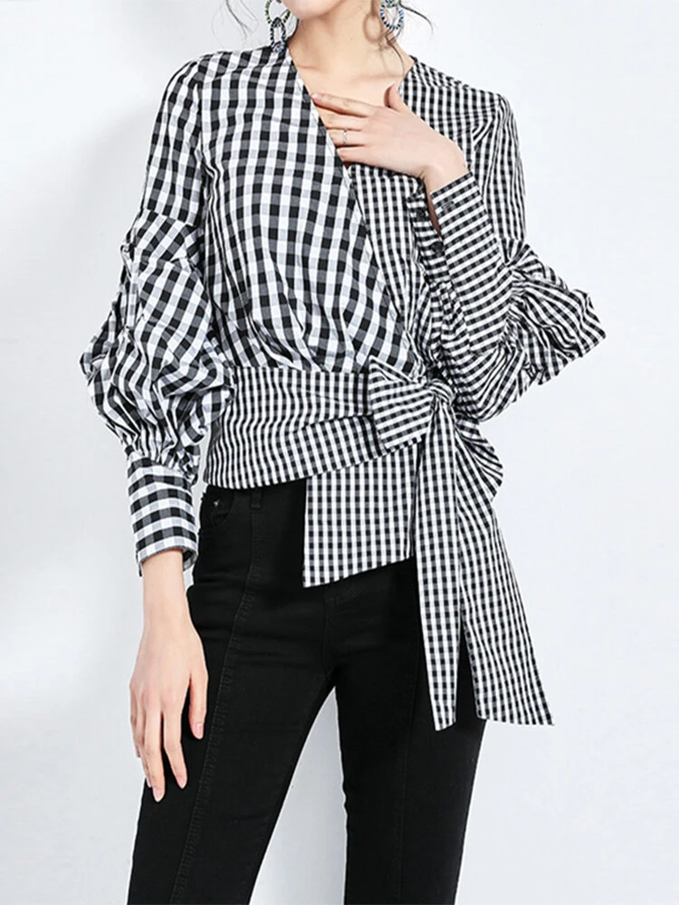 Contrast Plaid Bishop Sleeve Knot Plus Size Blouse 2 Contrast Plaid Bishop Sleeve Knot Plus Size Blouse - Image 2