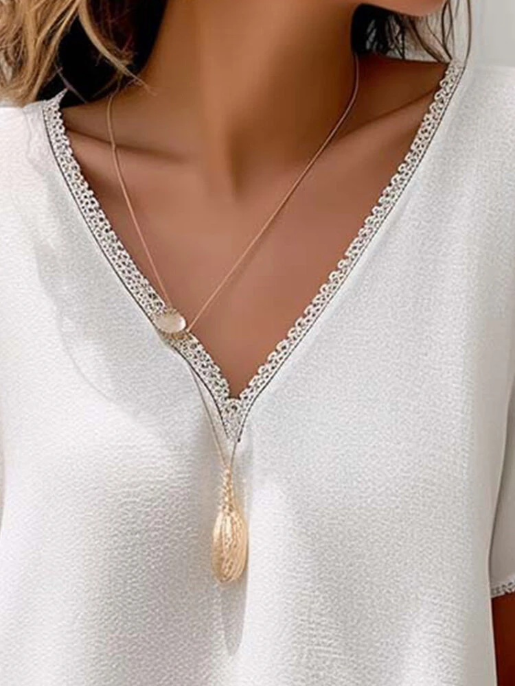 Women Lace Splice V-Neck Cotton Casual Short Sleeve Blouse 2 Women Lace Splice V-Neck Cotton Casual Short Sleeve Blouse - Image 2